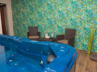 Relax Wellness Villa *