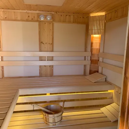 Relax Wellness Villa *
